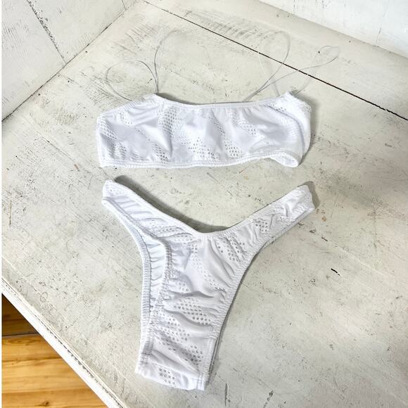 Heart of Sun Eyelet Bikini Top & Low Rise Bikini Bottom Swimset Set White S